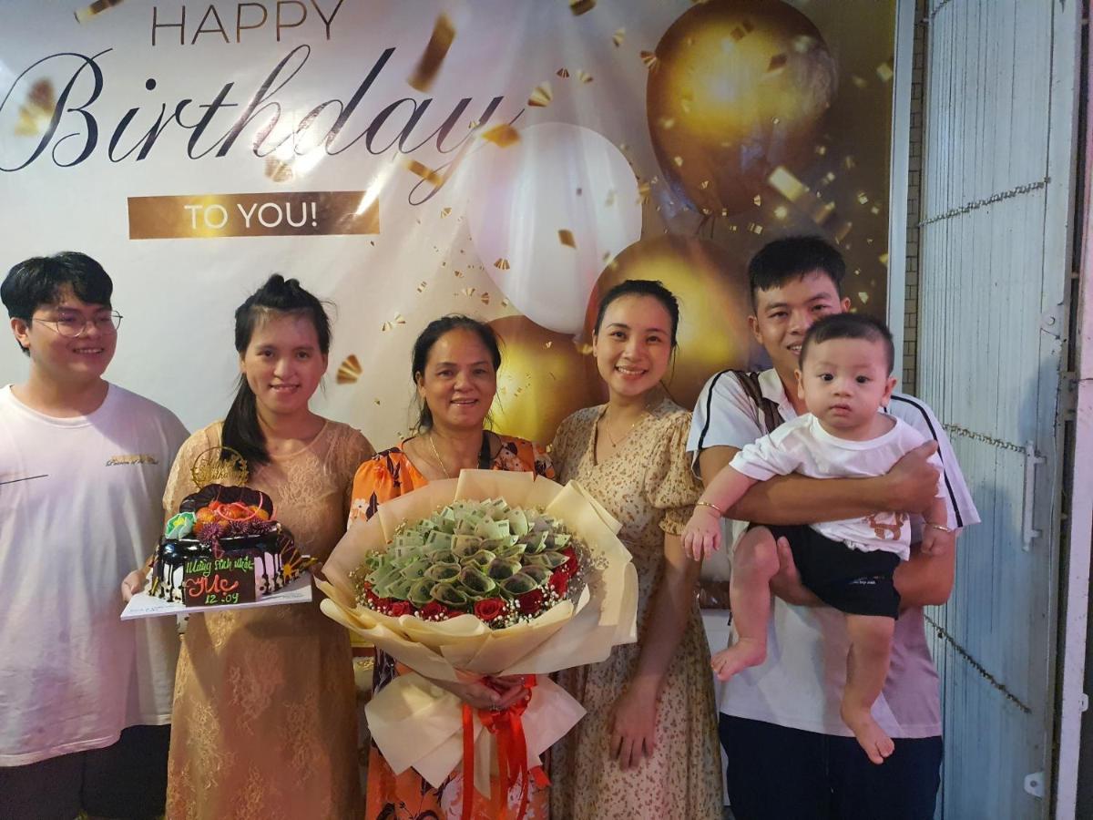 ホテル Khach San Hoang Mai カントー エクステリア 写真